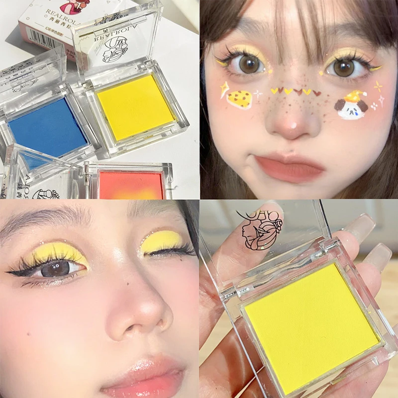 グリーンアイシャドウ、クリスマスメイク、高彩度、マットステージメイク、イエロー、ブルー、レッド、パープル、インテンスカラー高彩度