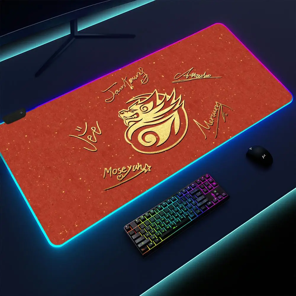 

Team Tyloo Mouse Pad Gaming mat, LED lighted, non-slip base, waterproof, large deskpad, soft surface