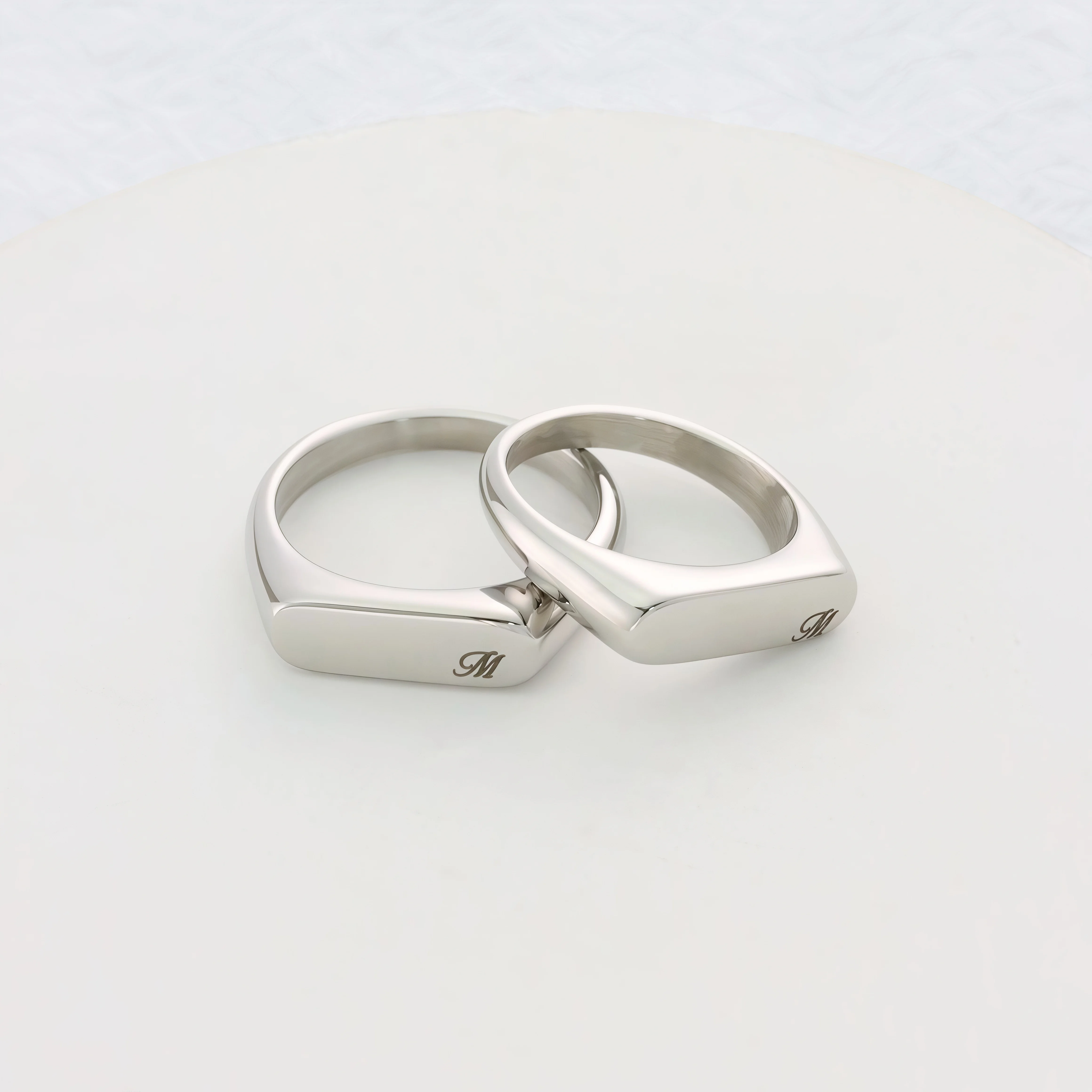 Chamica Custom Initial Signet Ring Stainless Steel Gold Silver Engraved Letter Geometric Ring for Men Women Daily Jewelry