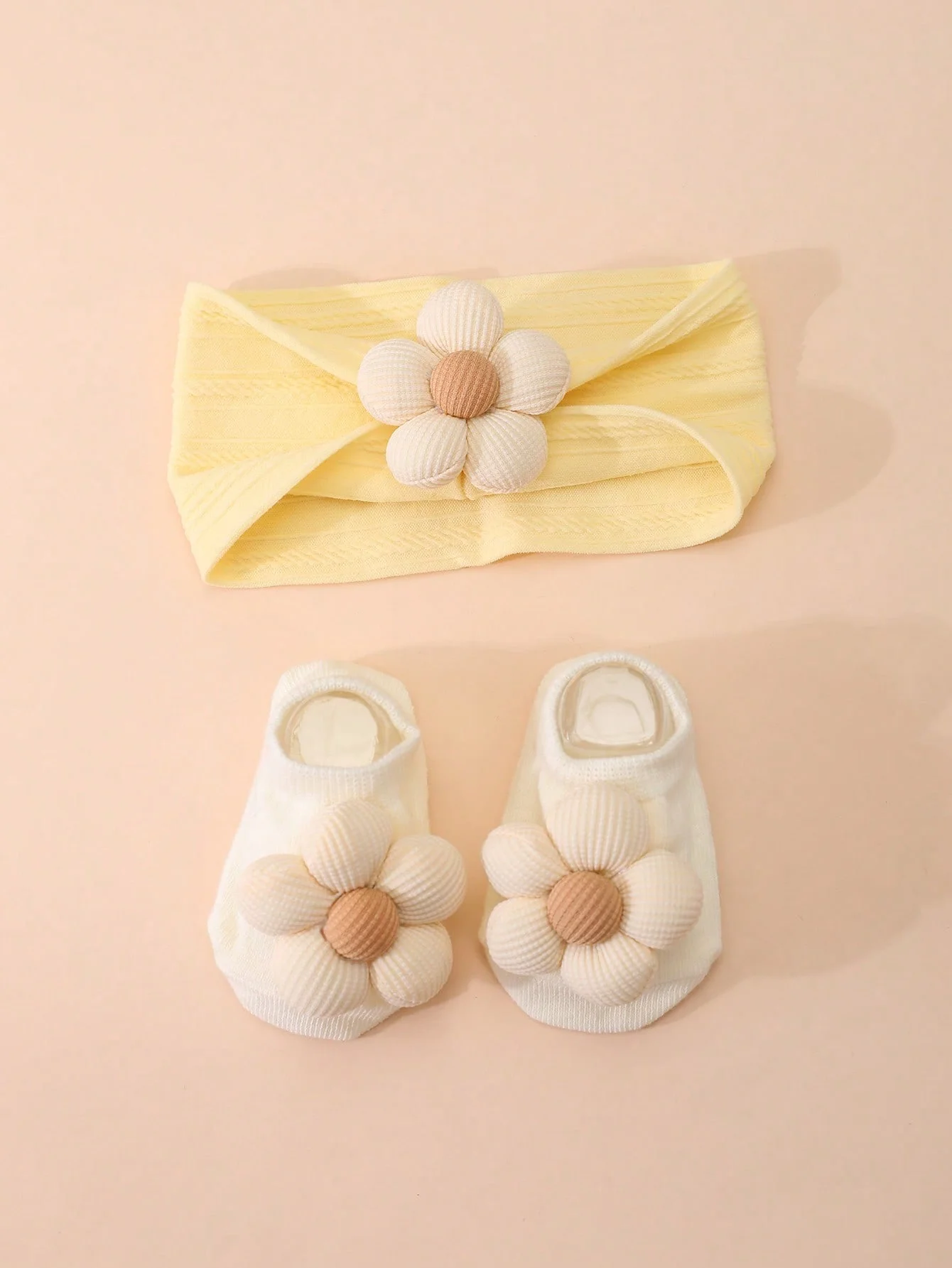 1 Set, 1 Hairband and 1 Pair of Socks with Flower-Decorated Stretchy Nylon Hairband and Socks Are Suitable for Newborn Baby Girls