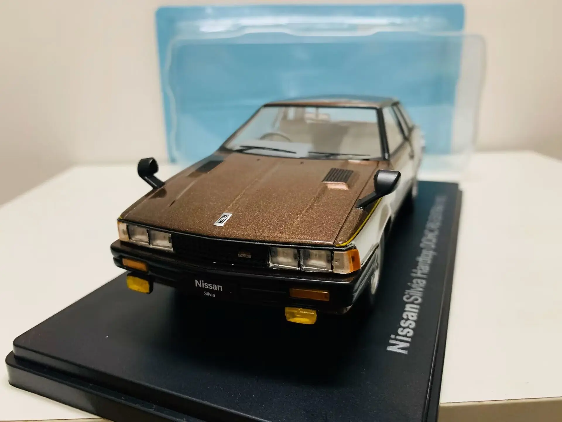 Silvia Hard Top Dohc RS Extra 1982 2 Open Door 1:24 Scale Die-Cast Model Car New