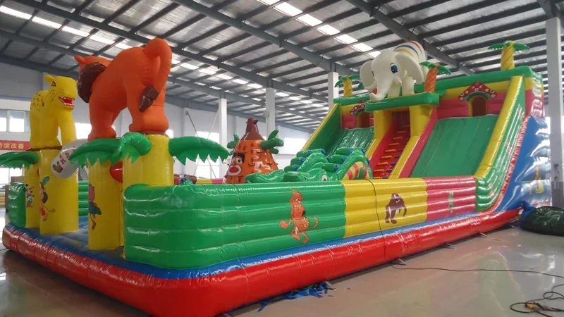 Factory price outdoor small courtyard lion inflatable bounce house bouncy castle inflatable castle with slide