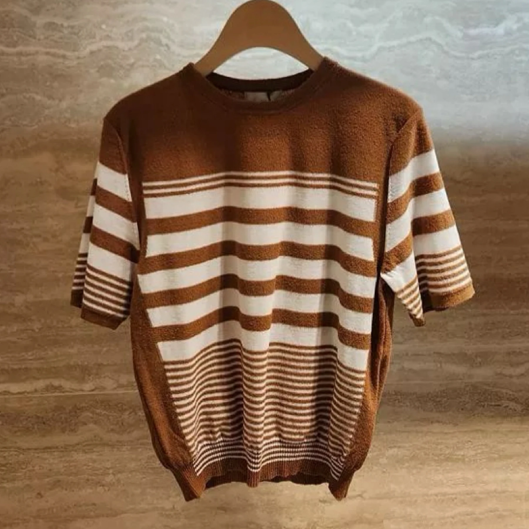 T*ME カジュアルストライプデザインスリムフィット半袖ニットセーター韓国スタイルワイドと狭いパターン春夏レディースファッション