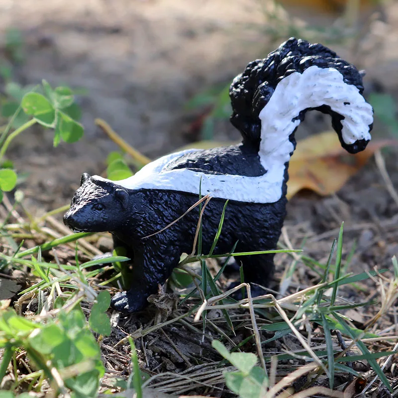 Oenux Wild Animals Snails Fox Frog Mouse Lizard Owl Bird Model Action Figure Figurines PVC Miniature Cake Toppers Cute Kids Toy