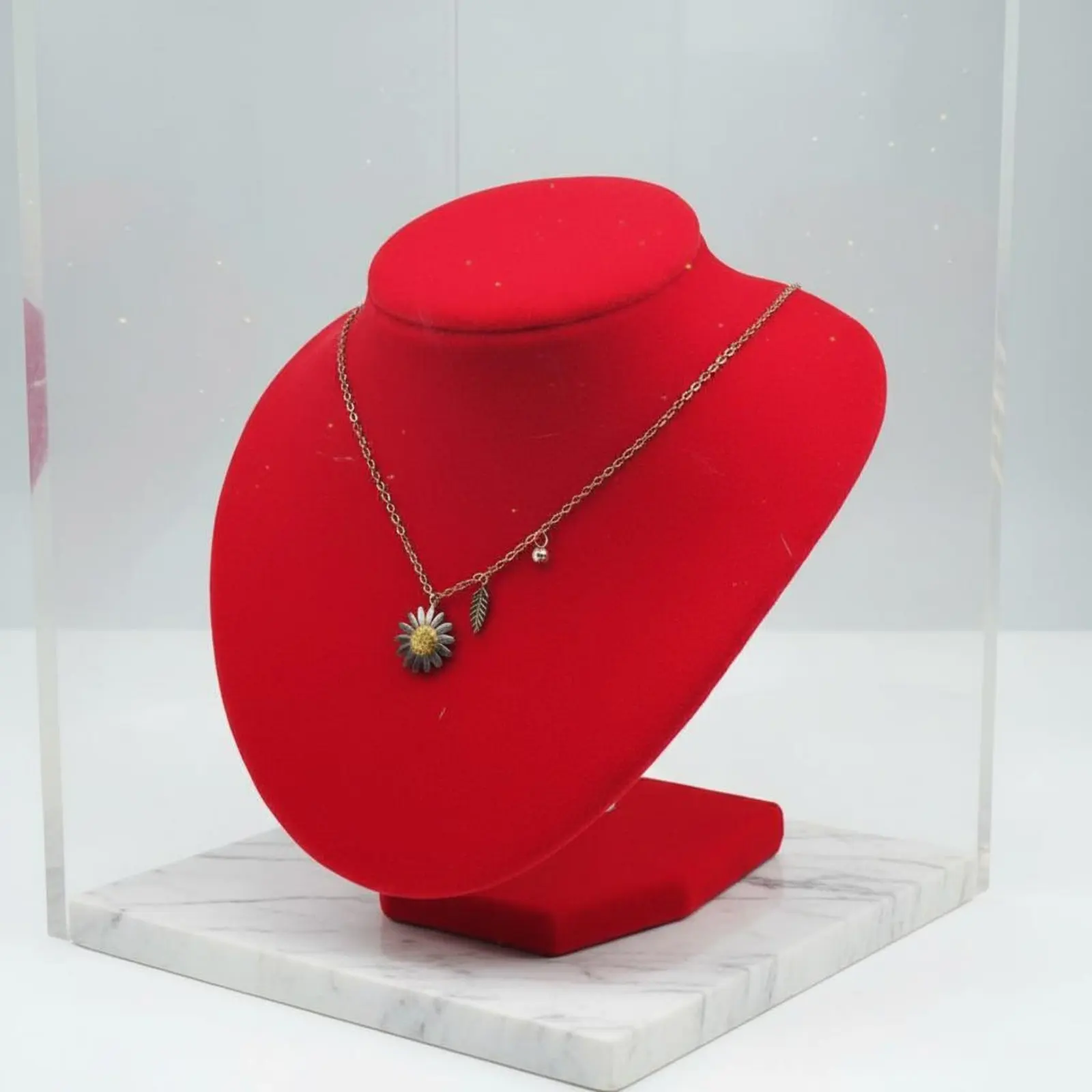 

Angled Neck Necklace Display Bust Stable Base Necklace Mannequin Neck Form Neckpiece Display Stand Lightweight & Portable