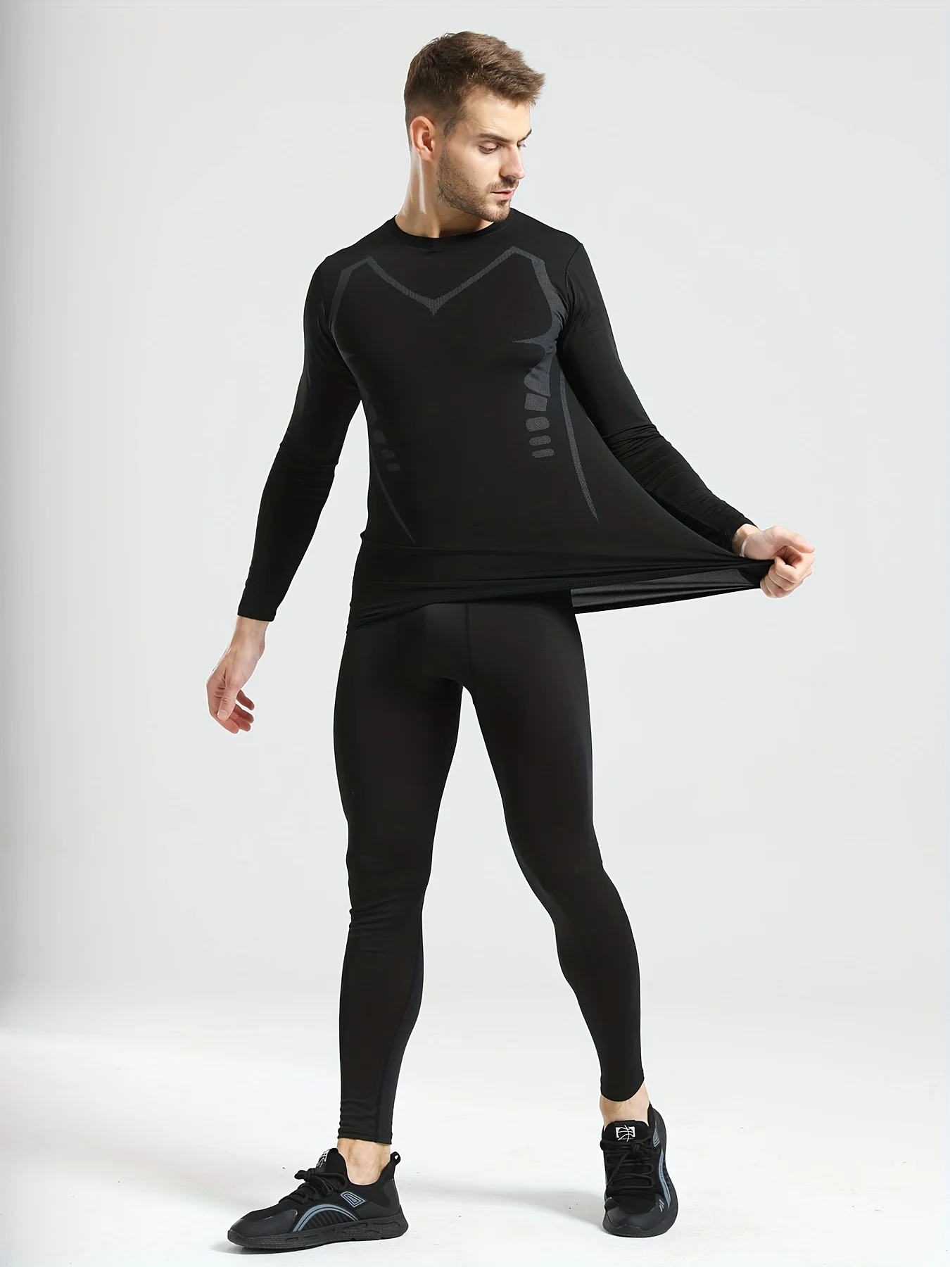 ملابس رياضية للرجال، تي شيرت مضغوط بنمط خيال علمي، تدريب الجري في صالة الألعاب الرياضية، ماص للرطوبة ومرن