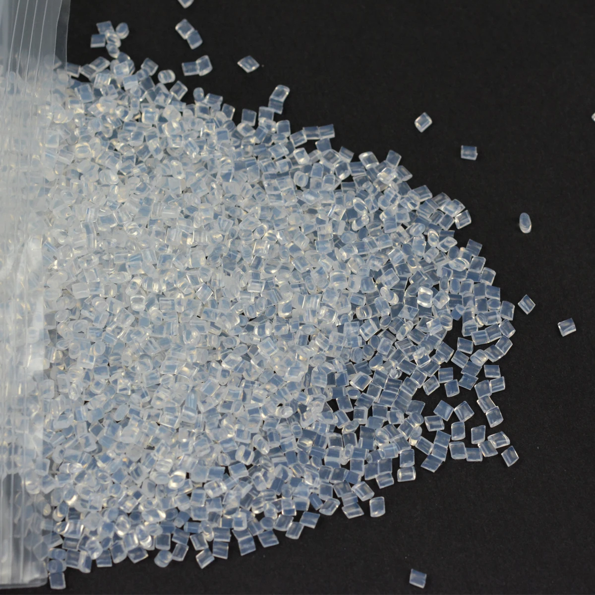 120g Italian Keratin Granular Glue Transparent Pellets Wig Glue Beads Hot Melting Glue for Nail/I Tip Hair Extensions