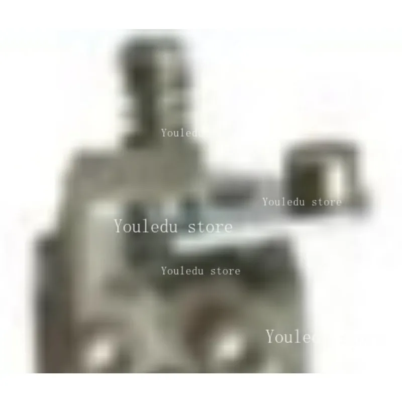 

Подходит для обычного карбюратора 4605 ECHO WT-120B 12300047532 SRM4605.