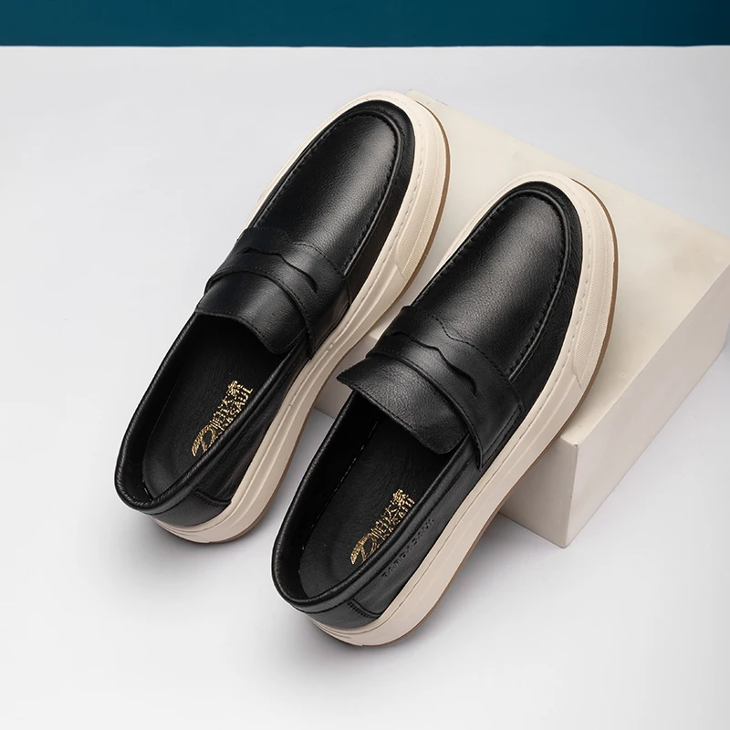 Chaussures d'été en cuir véritable pour hommes, mocassins paresseux, noir, tendance rétro, 1 pied sur l'ensemble, nouveau, 240418