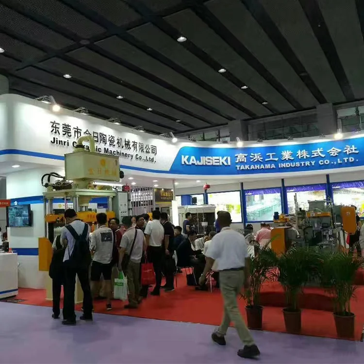 Porcelain Semi-Automatic Roller Head Forming Suitable For Making Ceramic Cups And Plates