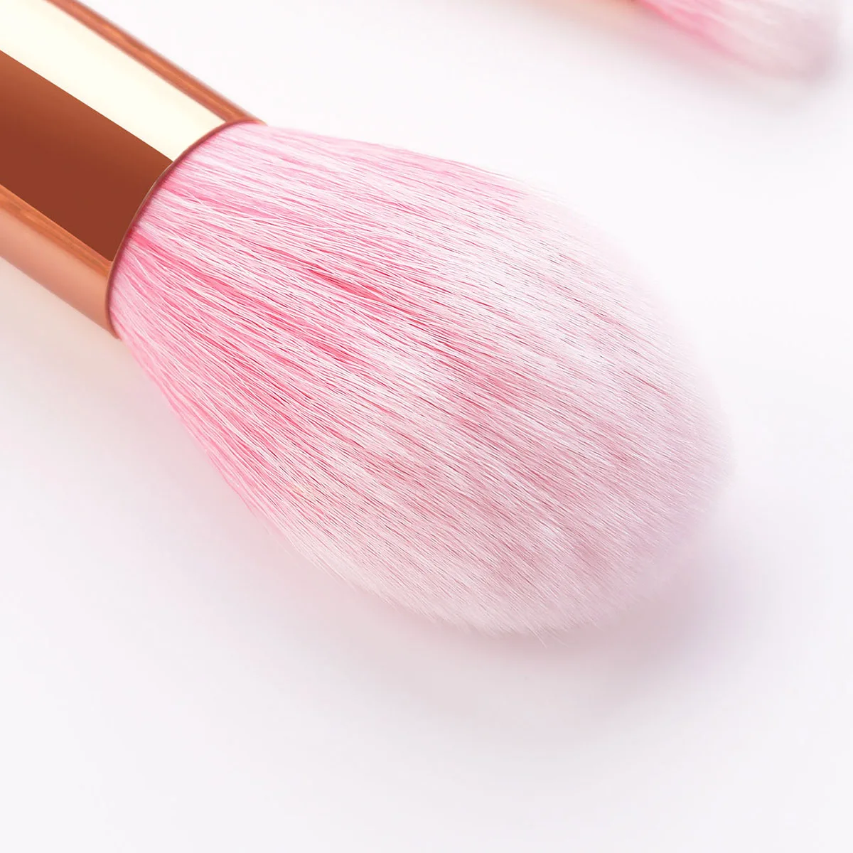 

2Pcs Professional Cosmetics Brushes Wooden Handle Flame Shape Soft Dense Nylon Bristles Powder Brush Makeup Brush Kit Daily Use