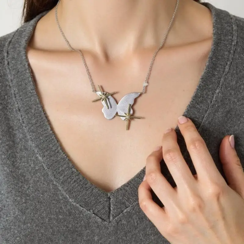 Elegant Four Pointed Star Butterfly Necklace Modern Minimalist Collarbone Chain With Brushed Alloy Finish For Women Y08E