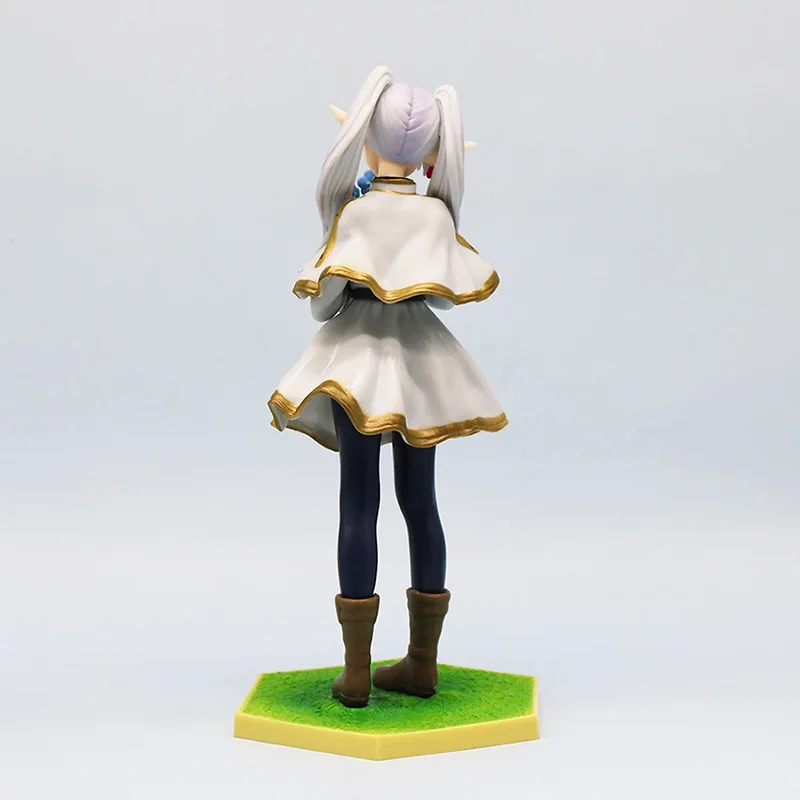 15 cm Frieren: Beyond Journey's End Anime Figure bouchon de nouilles Frieren Figurine d'action Luminasta Frieren Figurine Collection modèle