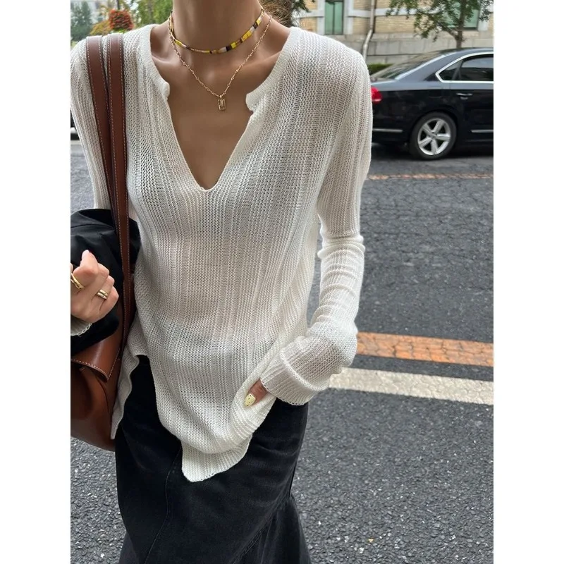 Women Sweaters Elegant V-neck Old Money Style White Knitwears Korean Fashion Long Sleeve Jumpers Sexy Black Casual Chic