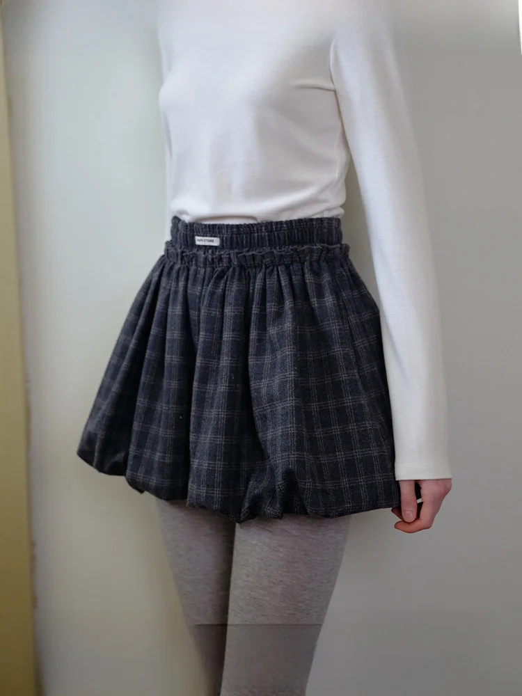 NAPSNAPS Original Plaid Lantern Skirt Pants Women's Spring Autumn High Waist Elastic Vintage School Style Woolen Shorts