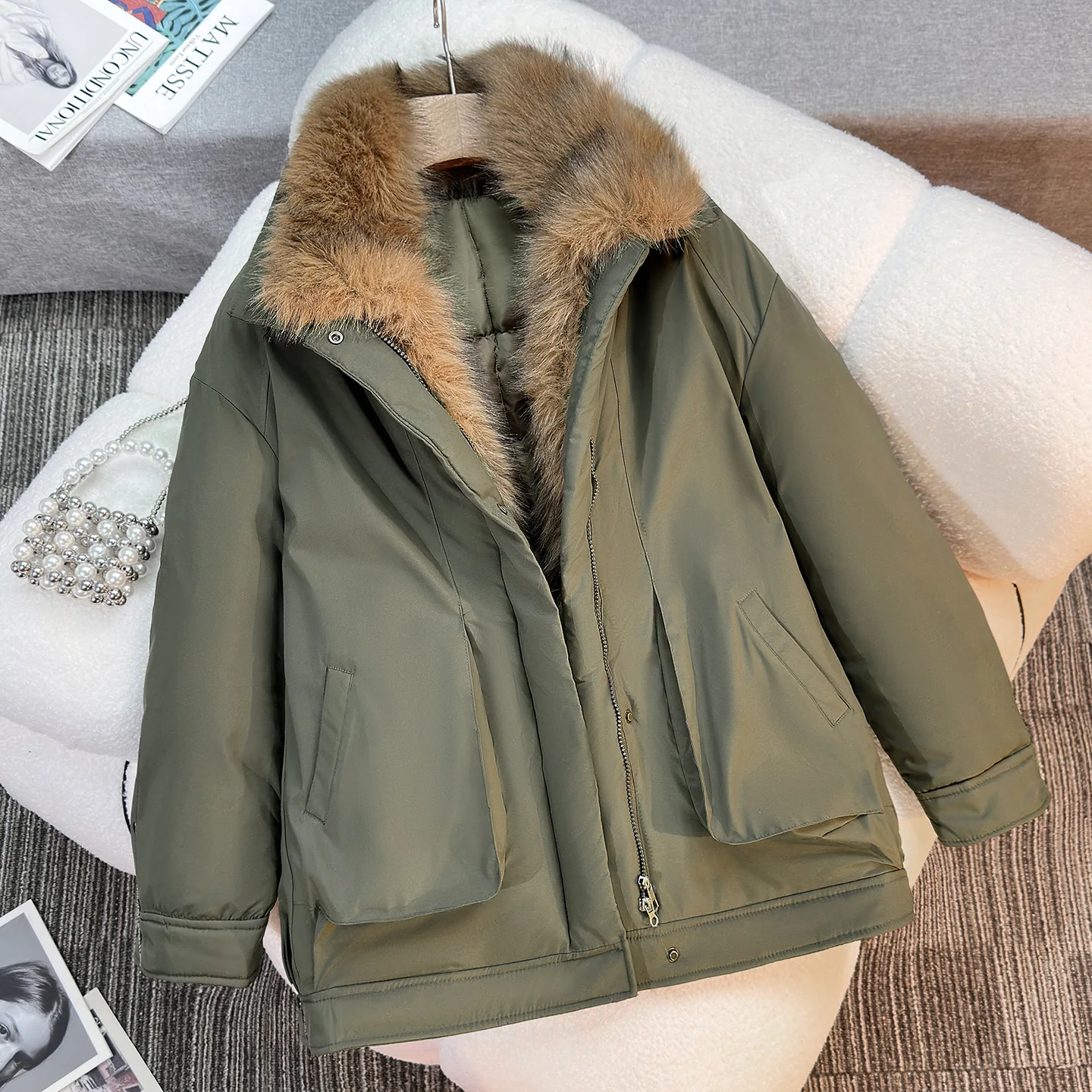 Men's Winter Thickened Cotton-Padded Jacket Light Luxury Warm Loose Versatile Cool Coat for Casual Wear