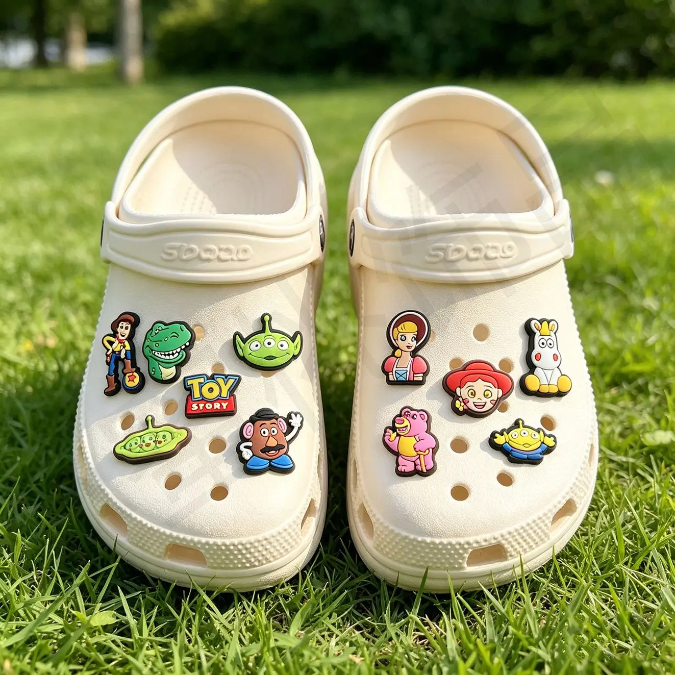 Toy Story shoe flower DIY accessory, detachable flower shoe decoration, cute cartoon, gift for friends or your partner view 3