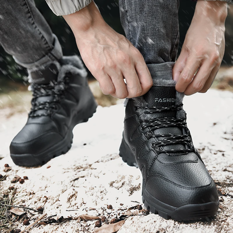 

Men's Winter Boots British Style Cargo Plus Cotton Shoes Lace Up Thick Soled Outdoor Ankle plush Warm Shoes Men Footwear