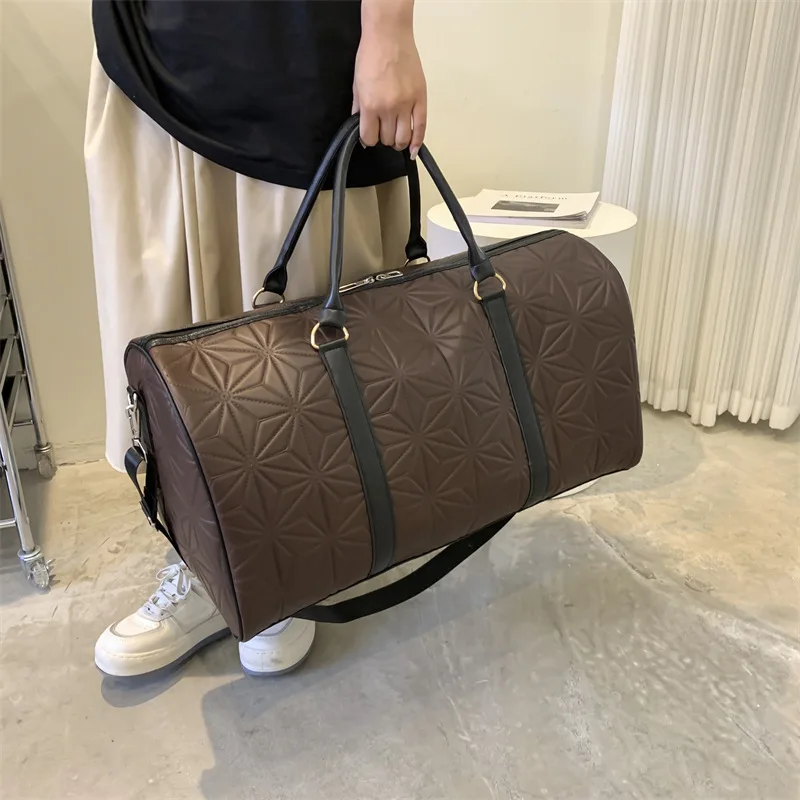 Large Capacity Leather Travel Handbag For Women Geometric Design Female Gym Fitness Big Sport Duffle Ladies Travel Duffle