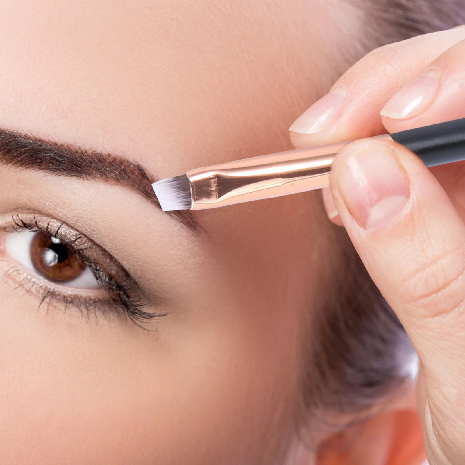 

Wooden Handle Nylon Hair Makeup Brush For Eyebrow Powder Blush Daily Professional Tool Gift Women Cosmetics