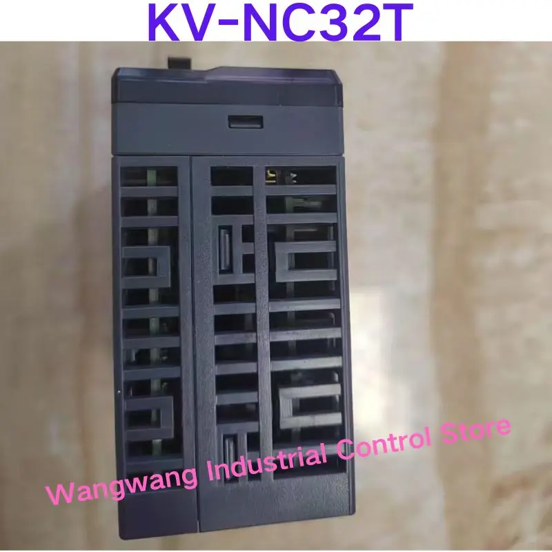 

Б/у, протестировано, в хорошем состоянии, программируемый контроллер KV-NC32T