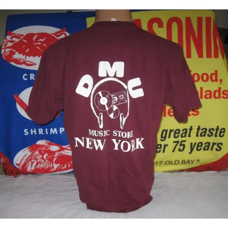 Dmu Music Store Reprint T Shirt Vintage Style Y2K Dj Audio Recording
