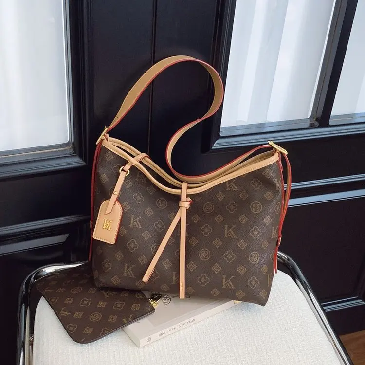 

Stylish Unique Vintage Diaper Bag: Elegant Crossbody Messenger Bag For Women With Luxury Designer Look And Large Tote Capacity