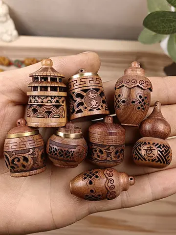 Wood Hollow Carved Aromatherapy Bottle Mini Vase Pagoda Car Hanging Decoration Fragrance Diffuser Bottle Sealed Jar Pendant