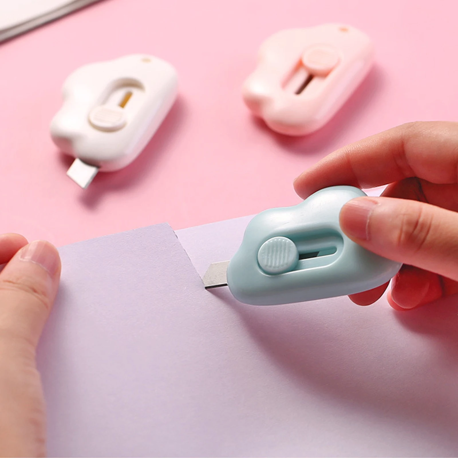 Cute Cloud Mini Portable Utility Knife tagliacarte carta da taglio lama di rasoio forniture per il taglio di cancelleria per ufficio