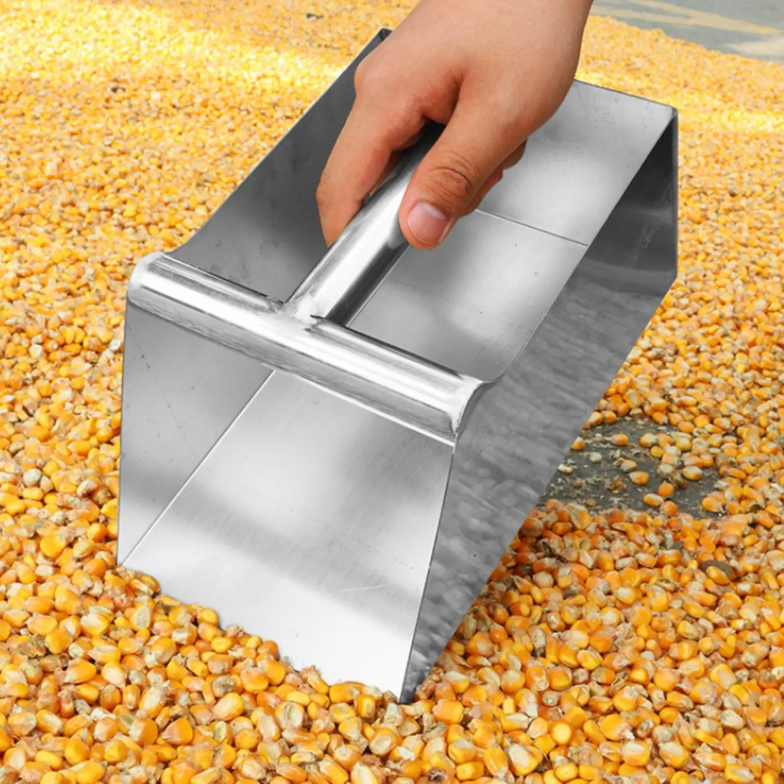 Stainless Steel Dustpan One Piece Rust Resistant Debris Collector Scoop for Household Restaurant Store