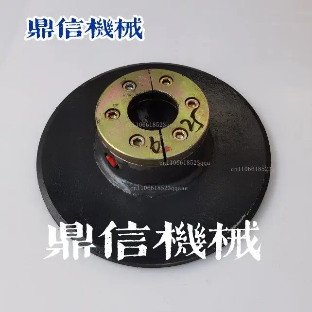 

Crane accessories outriggers plate iron shoes sole outriggers plate support disc 3.2 tons 4 tons