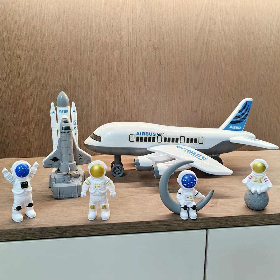 Grande avião de passageiros branco, nave espacial, lançador, modelo de astronauta, ornamento, brinquedo de menino, presente de aniversário
