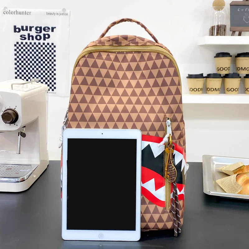 القرش نمط مقاوم للماء على ظهره النايلون شبكة سعة كبيرة الرجال والنساء العصرية حقيبة طالب الترفيه حقيبة السفر