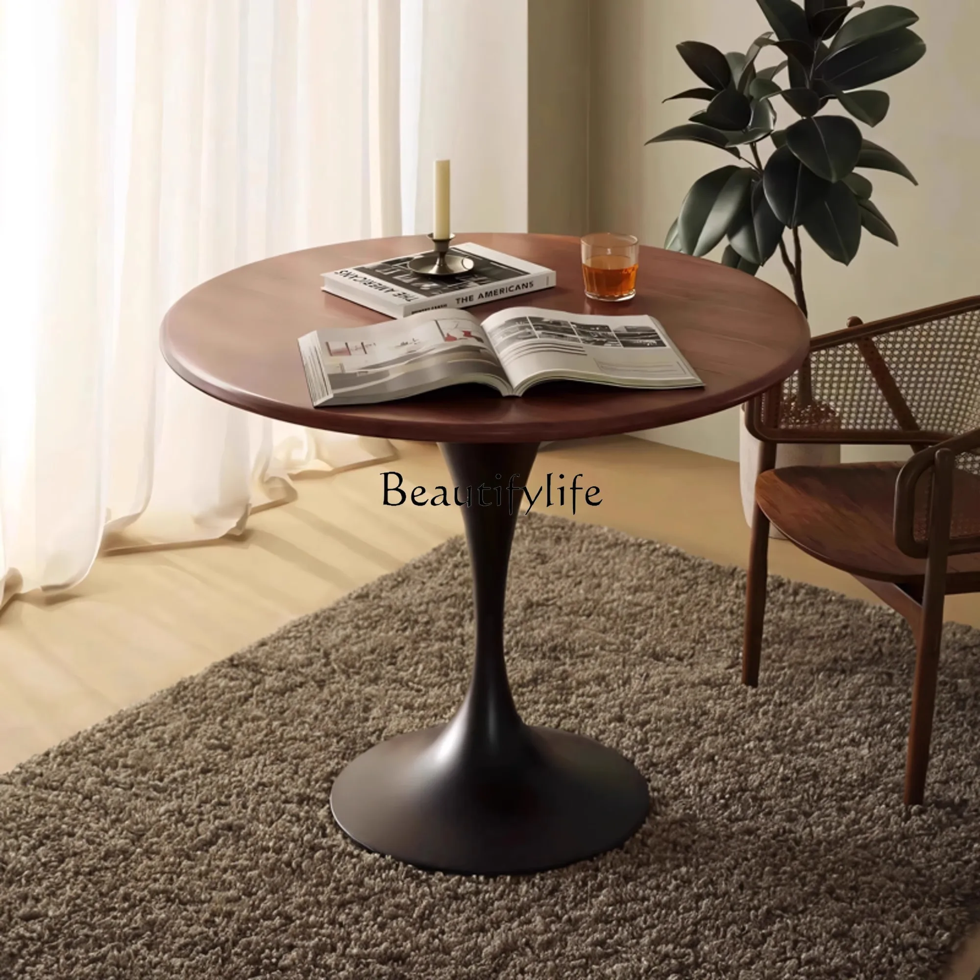 Medieval style living room balcony side few round coffee table negotiation round table ins style