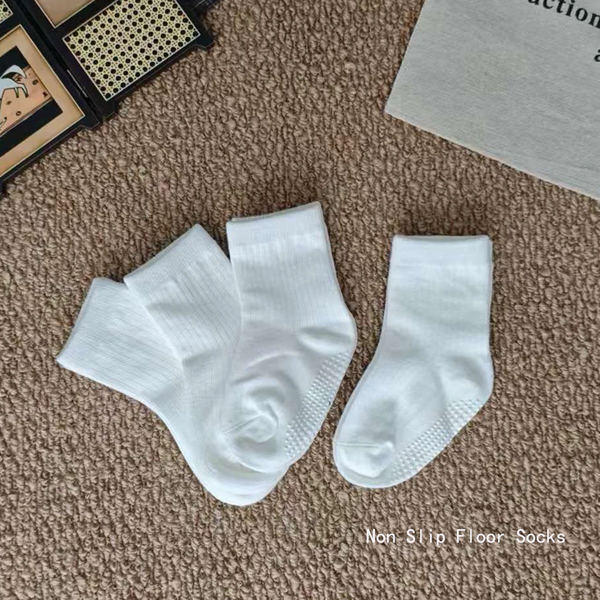Children's Socks, Spring & Autumn Mid-Calf Pure White Anti-Slip Adhesive Floor Socks for Boys and Girls' Sports Socks
