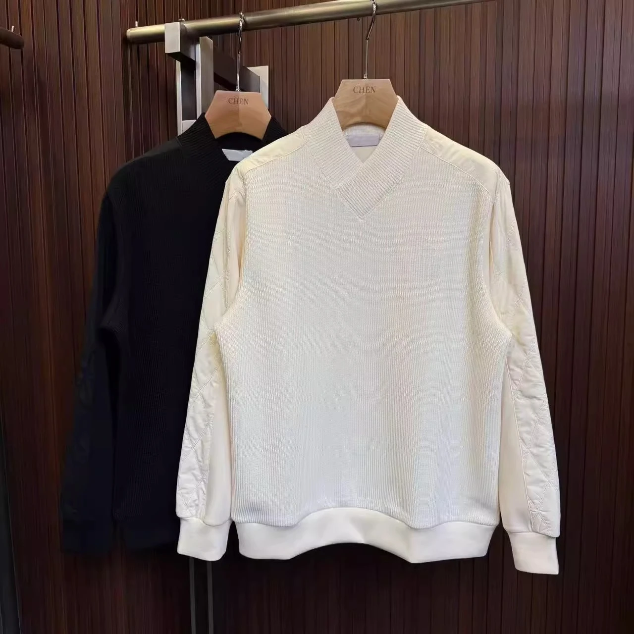 

BC Italy 25aw casual V-neck knitted sweater men's old money style solid color sweater