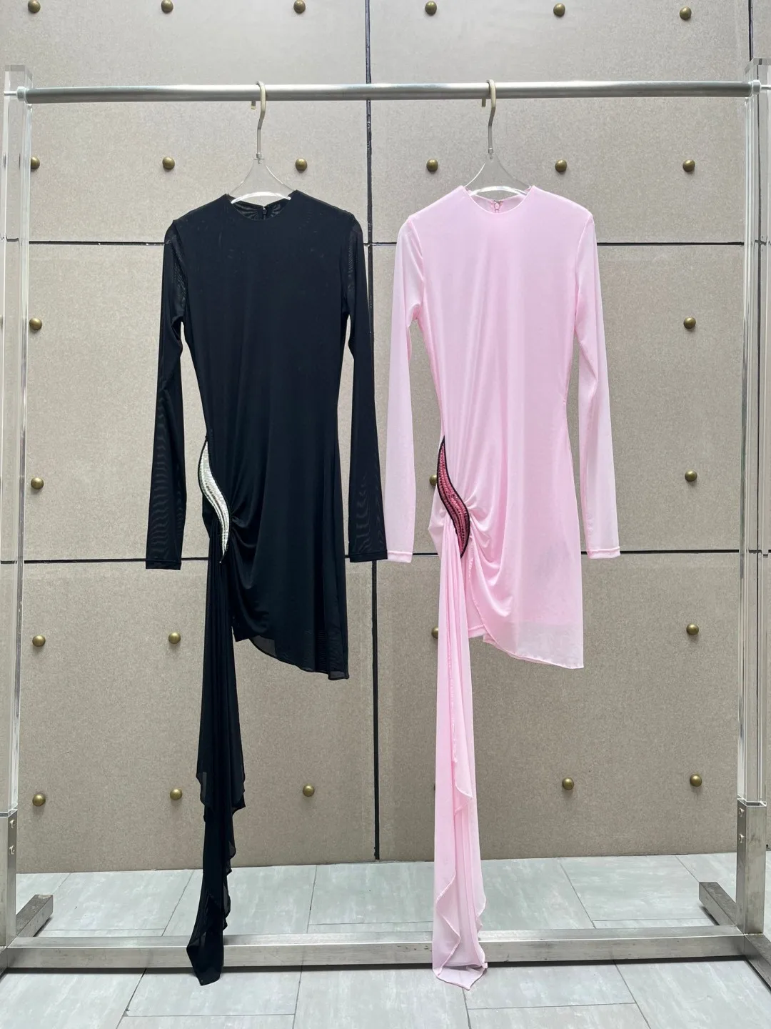 2024SS Summer luxury Sexy High Quality Mesh Long Sleeve Slim Mini Dress for Female 2 Color