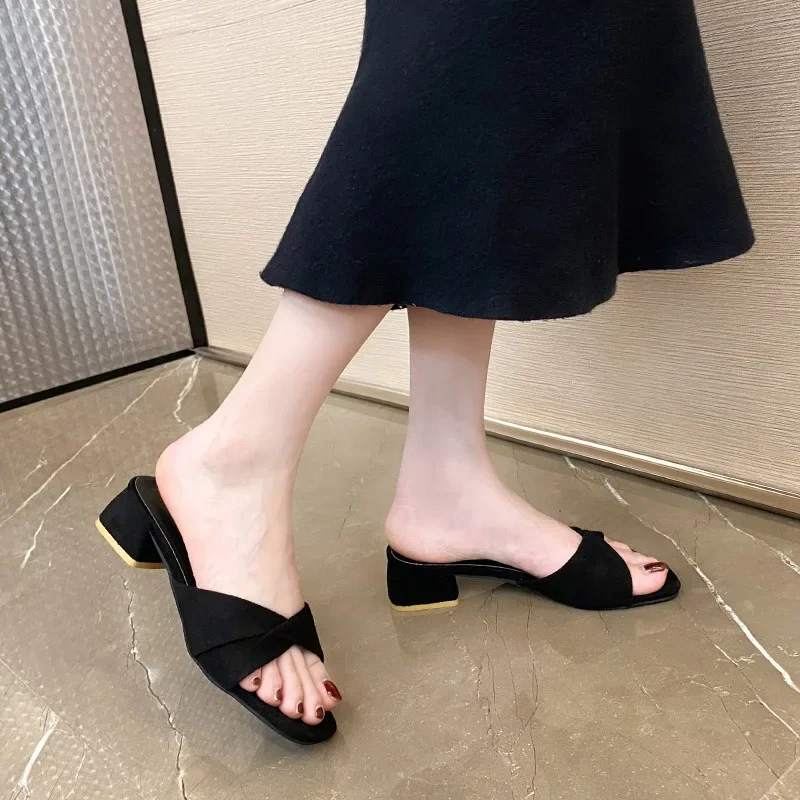 2024Summer New Fashion Open Toe Solid Color Simple Leather Surface Candy Color Large Slippers Square Heel Shoes Women