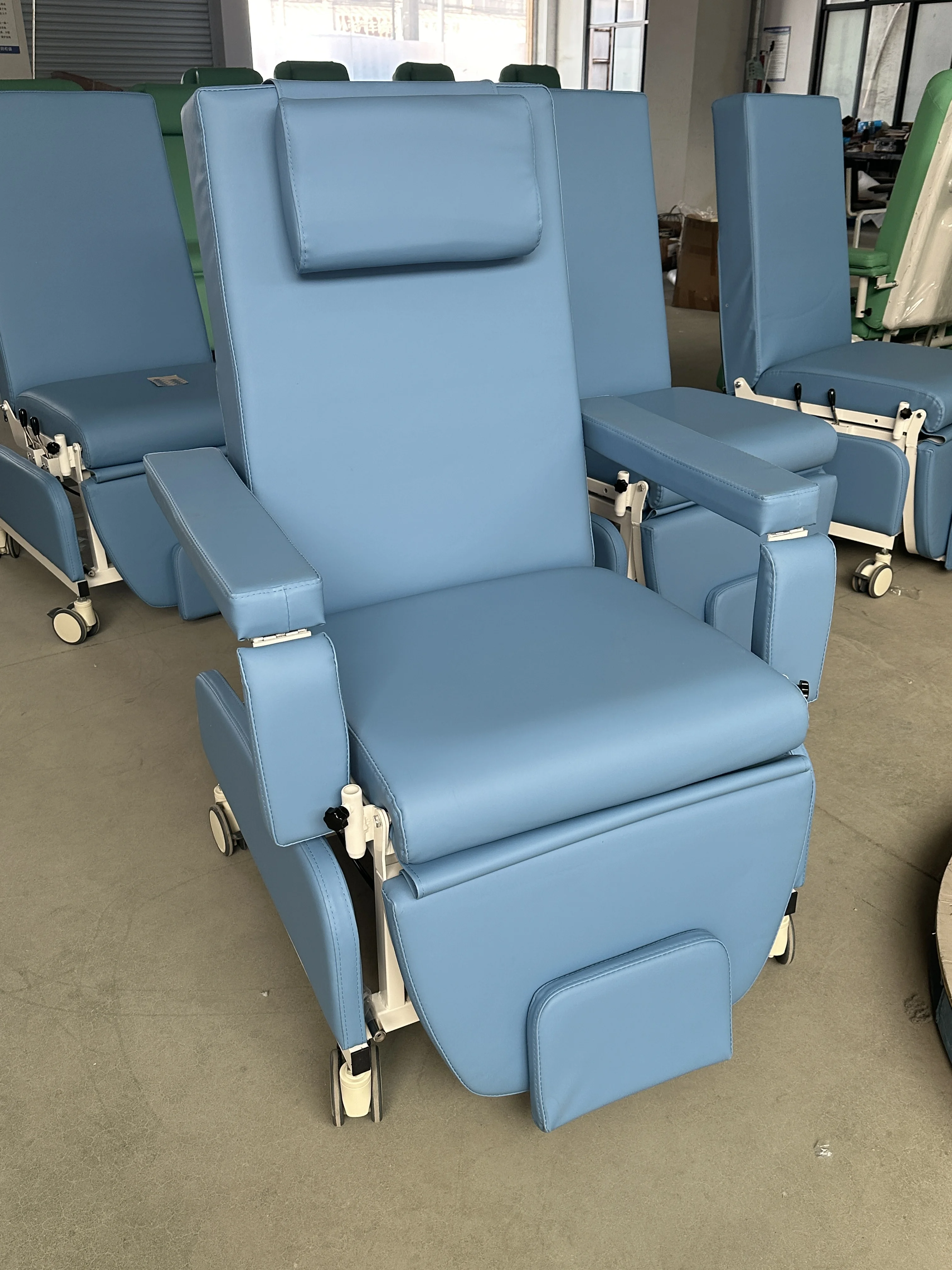 RC-0938D  hospital accompany reclining medical chair