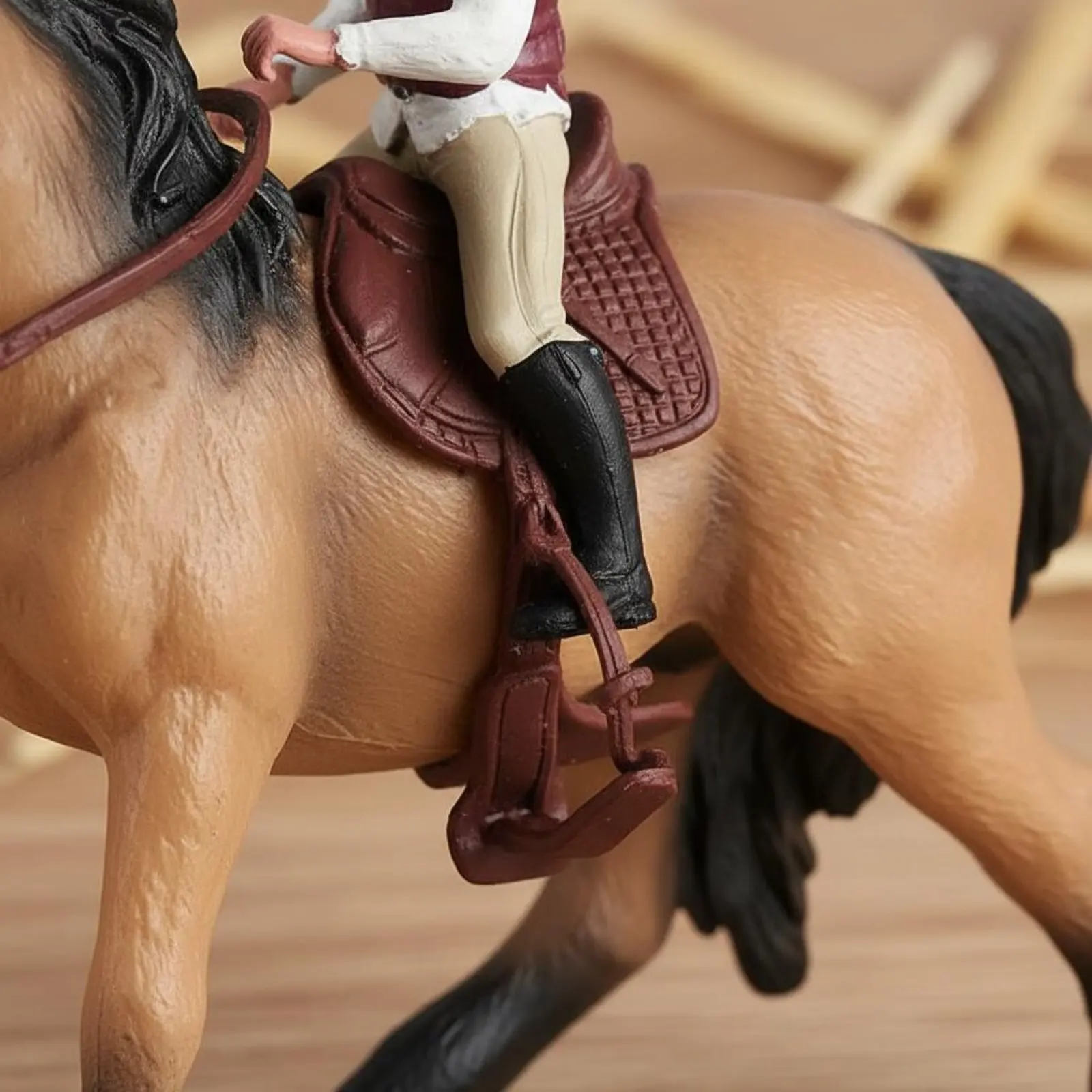 

Farmhouse and Fence Toy Set Pretend Play Miniature Farm Scene Set Farm Creature Playset Hand Painted Toy Barn with Creature