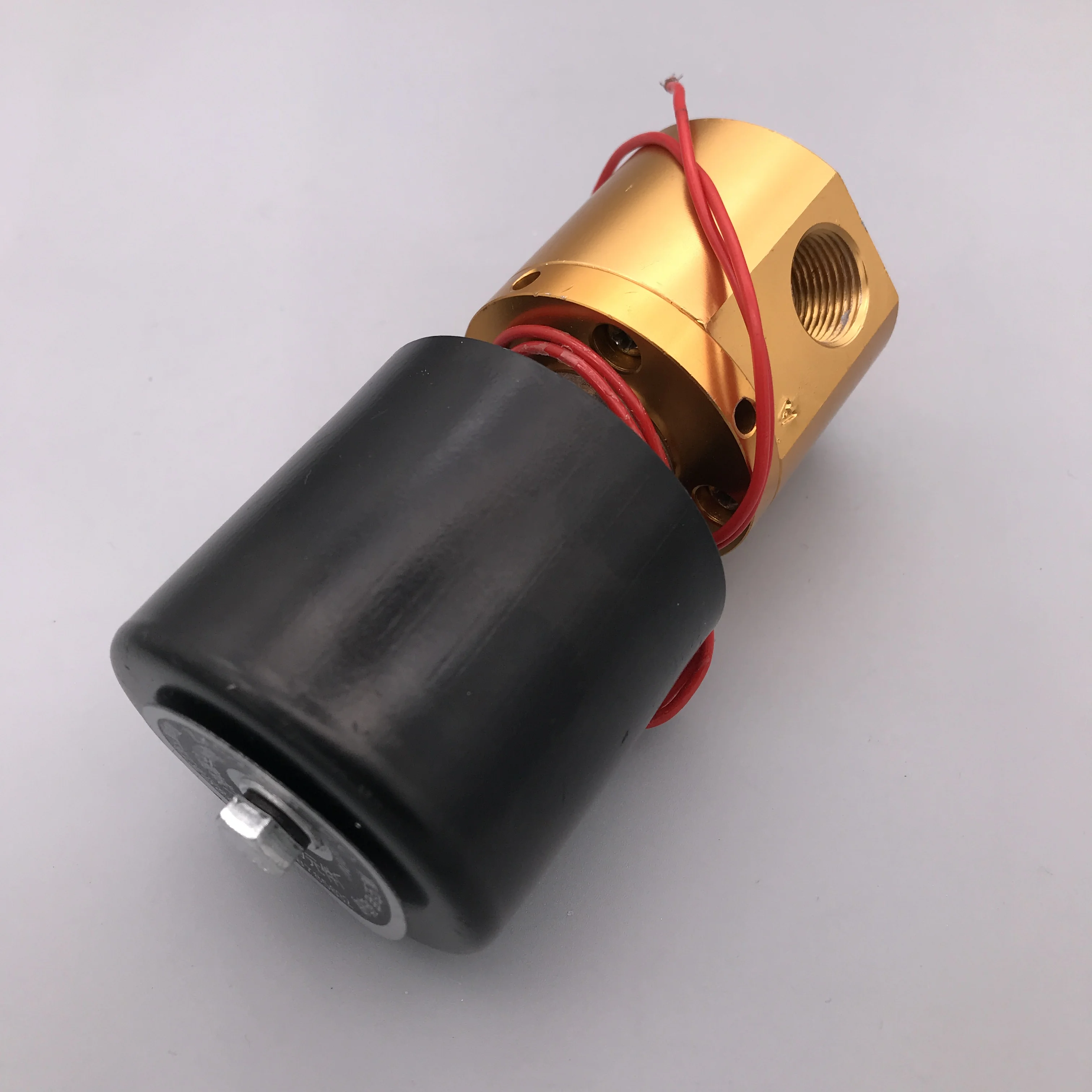 Vacuum solenoid valve two three-way normally closed valve ZKC23-8-CO 8mm diameter Rc3/8 AC220V  DC24V