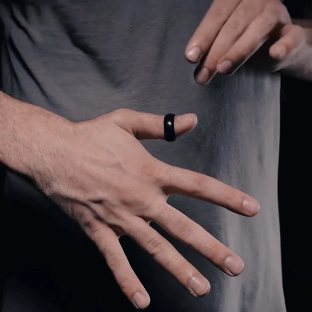 

1 set Props Trick Rings Stage Performance Party Supplies Portable Jumping Rings Gimmick For Kids Adults Close Up