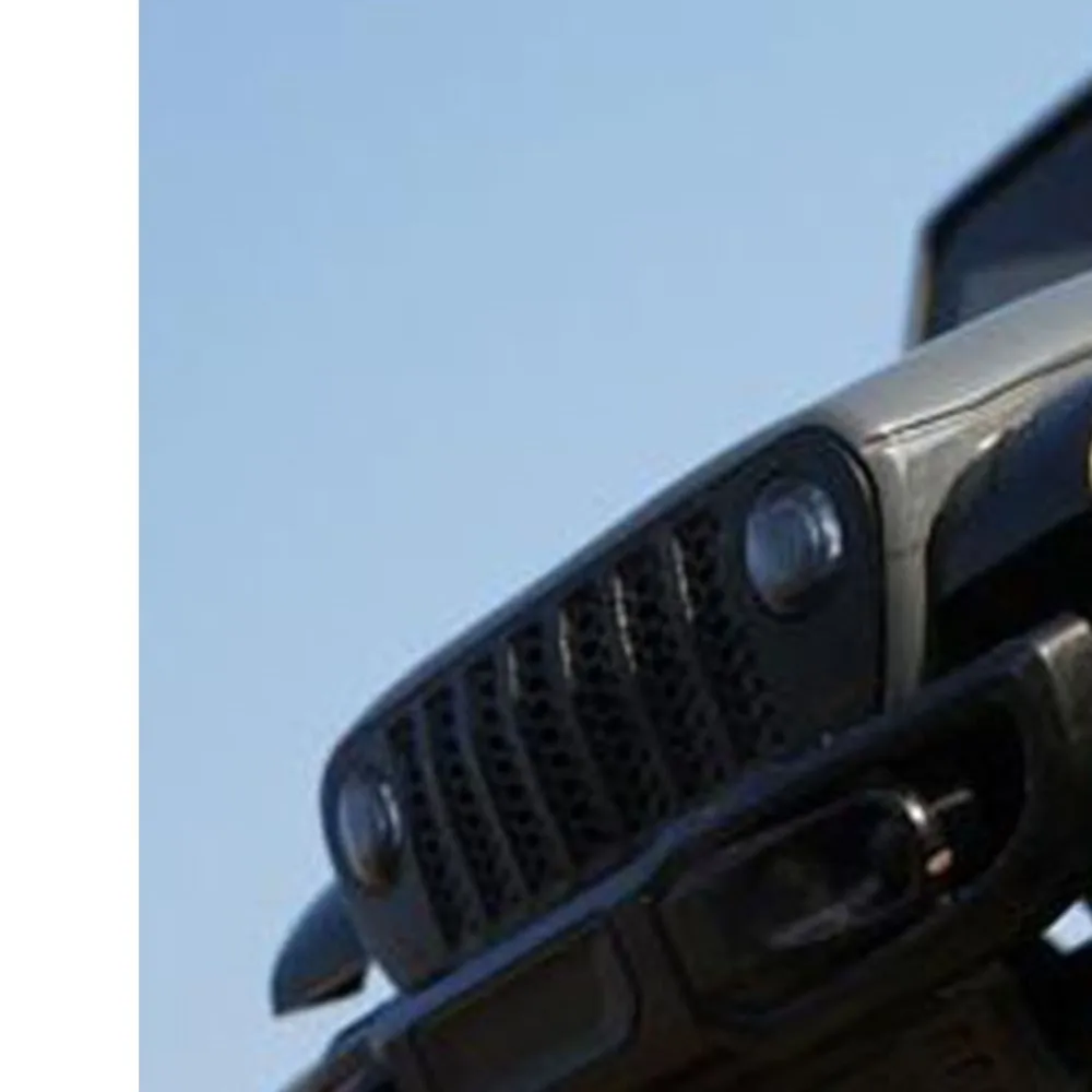 

1:20 Radio Control High Speed Pickup Truck C8819 2.4GHz RC Four Wheel Drive Car Lifting Wheel LED Lights Motor ESC Servo RTR