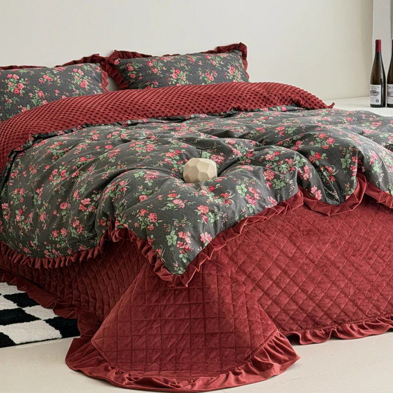

French Vintage Floral Duvet Cover Set with Quilted Sheets, Lace Ruffle Trim Flannel Fleece Winter Warm Bedding Collection