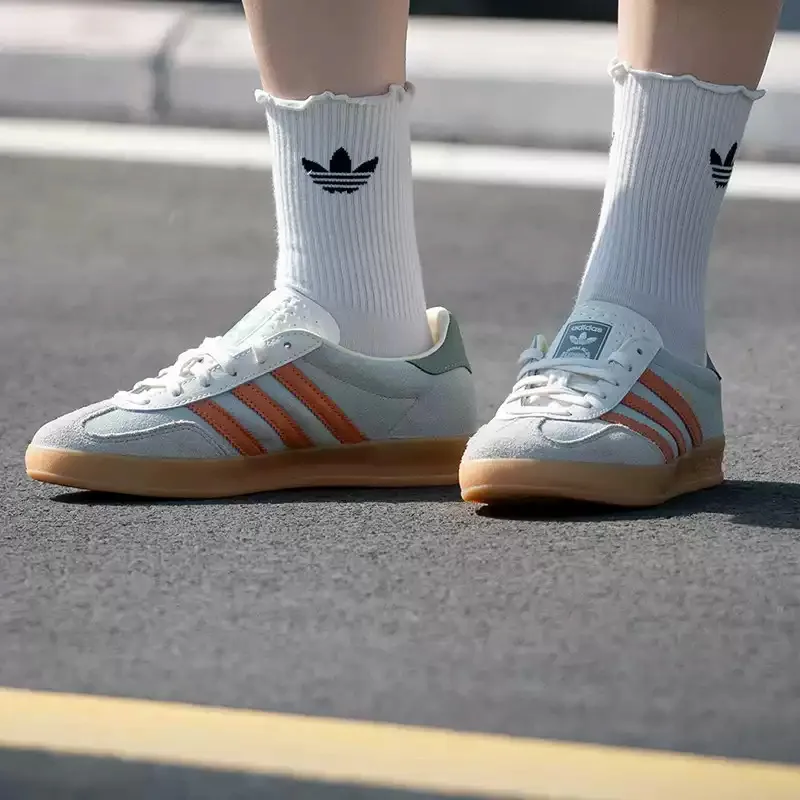 Adidas Clover Men's and Women's Shoes - Summer New Design - Training T-Head Shoes - Sportive and Casual Sneakers  JQ0011