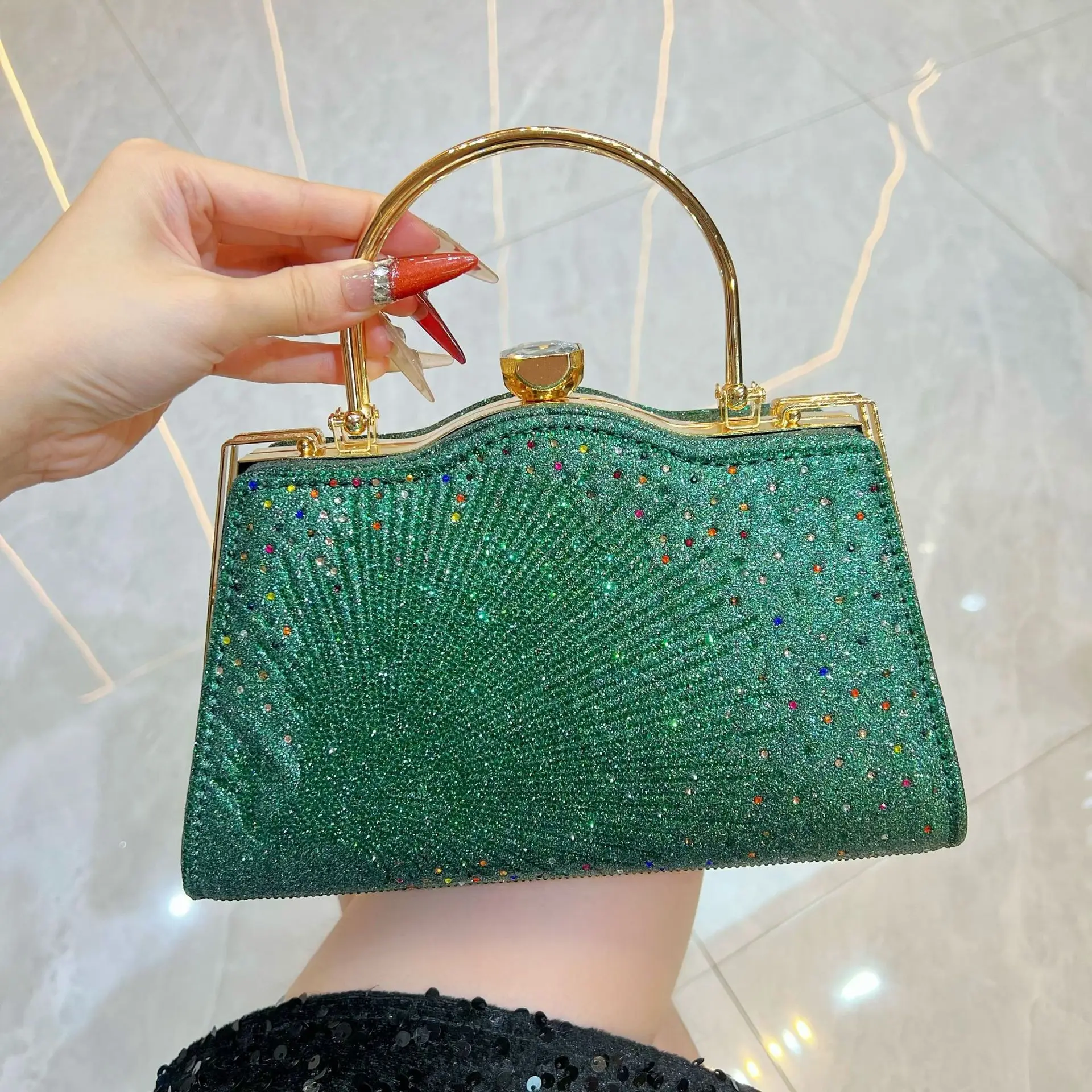 

Новая модная сумочка в стиле знаменитостей, инкрустированная бриллиантами, изысканная вечерняя сумка, универсальная сумка-мессенджер через плечо.