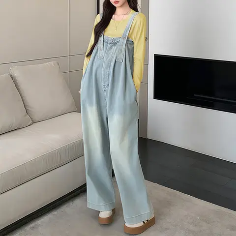 2025 Autumn Winter Maternity Overalls New Style Fashionable Denim Jeans Wide-Leg Bib Pants Youthful Jumpsuits for Pregnant Women