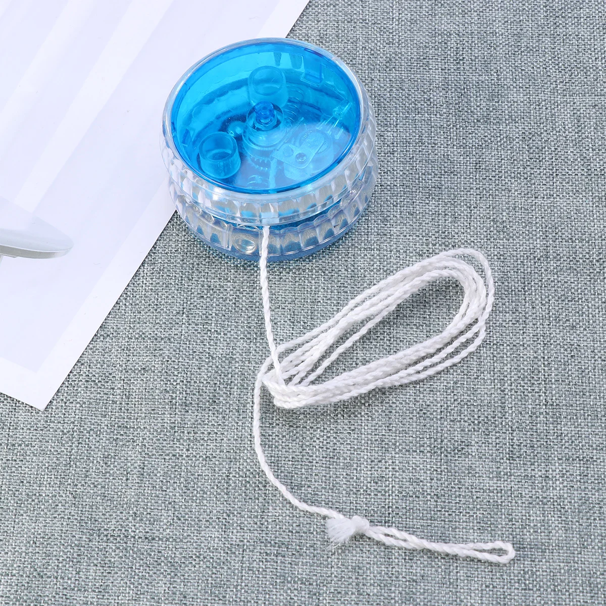 

5Pcs Luminous Yoyos Colorful Elastic Plastic Yo-Yo Set Fun Entertaining Outdoor Indoor Activity Early Educational Finger