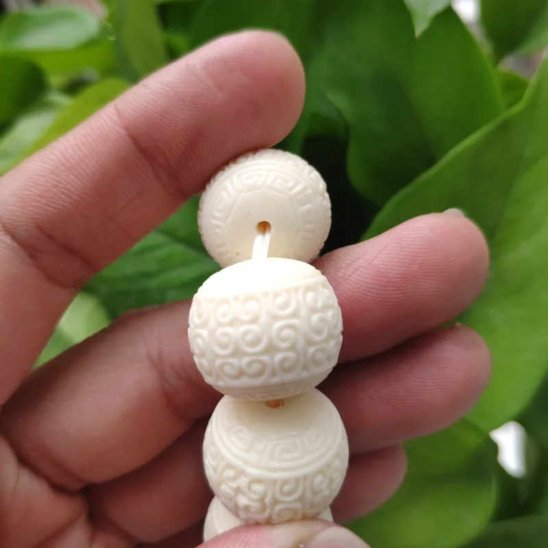 Factory Direct Supply Ivory Nut Fret Beads Xiangyun Beads Bracelet Men and Women Bracelet Decorations Beads Crafts