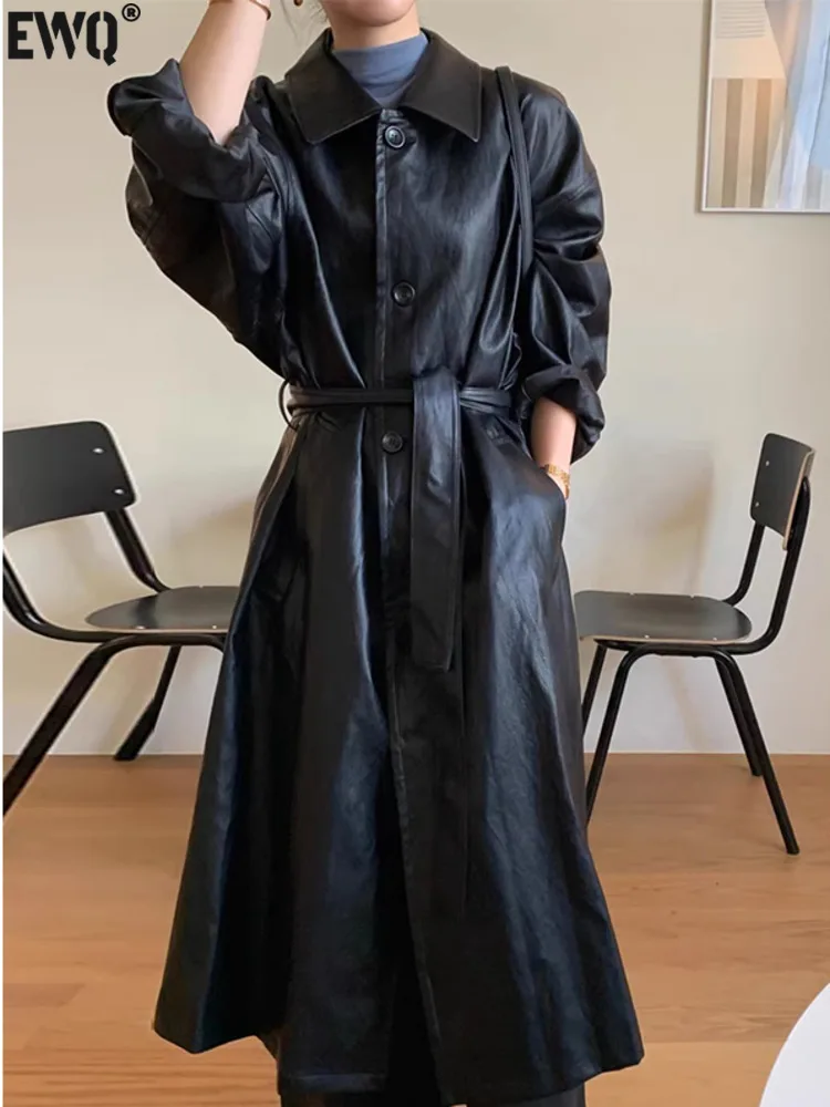 [EWQ] Mode Chic Volle Hülse Einreiher Lange PU Leder Spitze-up Design Frauen Schwarz Mäntel Winter 2024 herbst Neue 16O2181